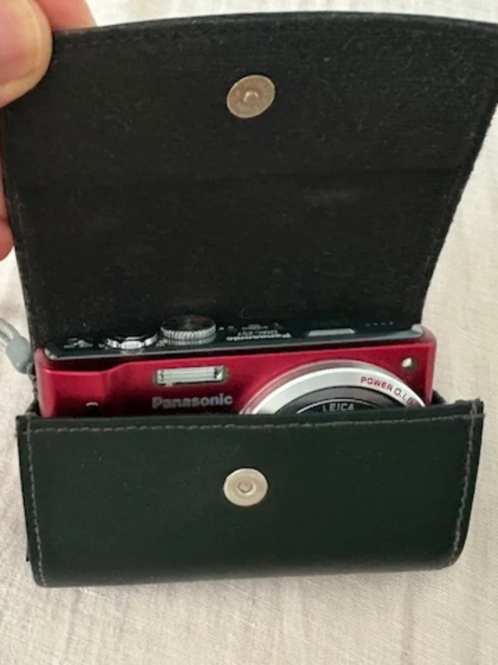 Panasonic LUNIX ZS7 Compact camera with all its accessories
